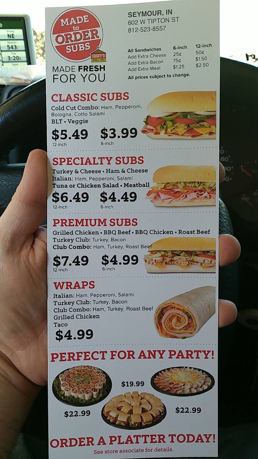 Caseys | restaurant | 602 W Tipton St, Seymour, IN 47274, USA | 8125238557 OR +1 812-523-8557