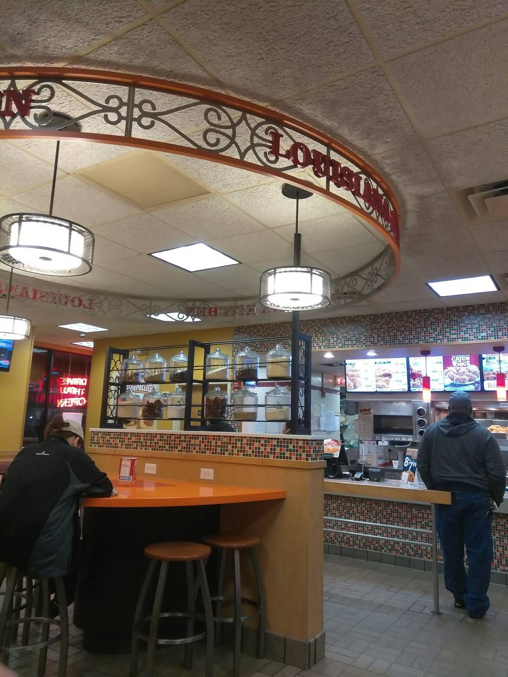 Popeyes Louisiana Kitchen | restaurant | 2035 Mannheim Rd, Melrose Park, IL 60160, USA | 7084509500 OR +1 708-450-9500