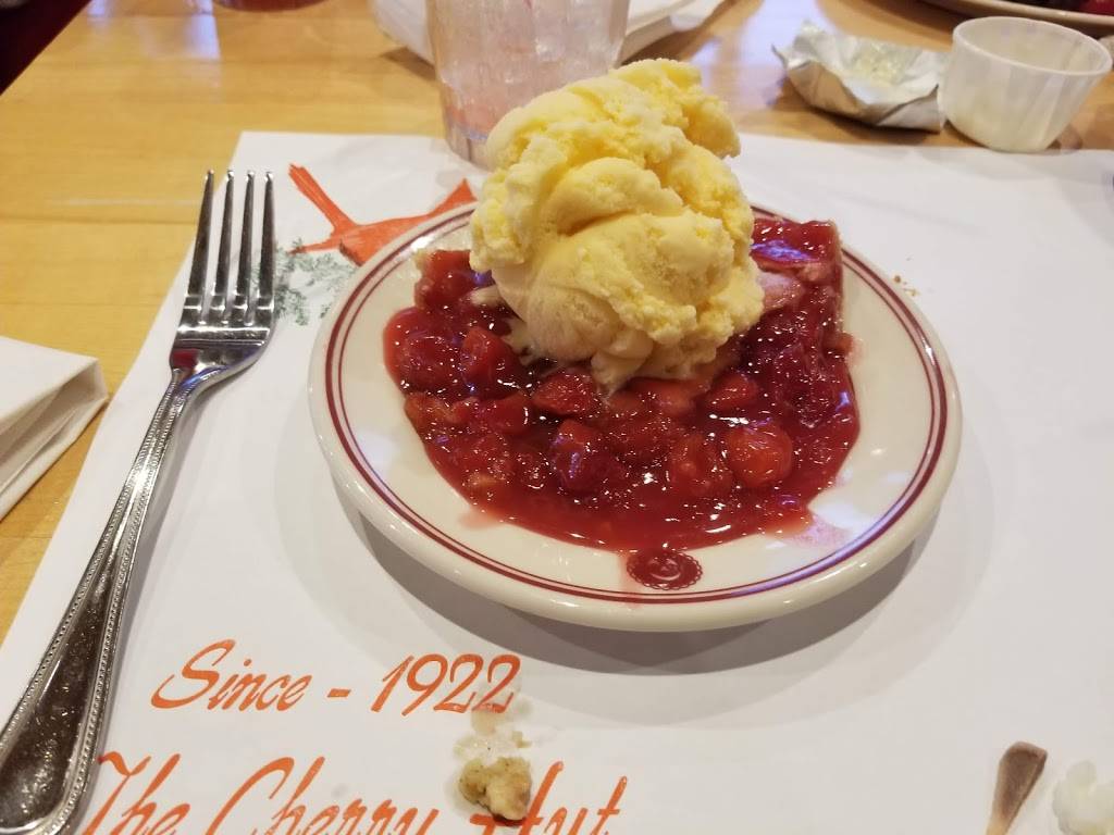 The Cherry Hut | bakery | 211 N Michigan Ave, Beulah, MI 49617, USA | 2318824431 OR +1 231-882-4431