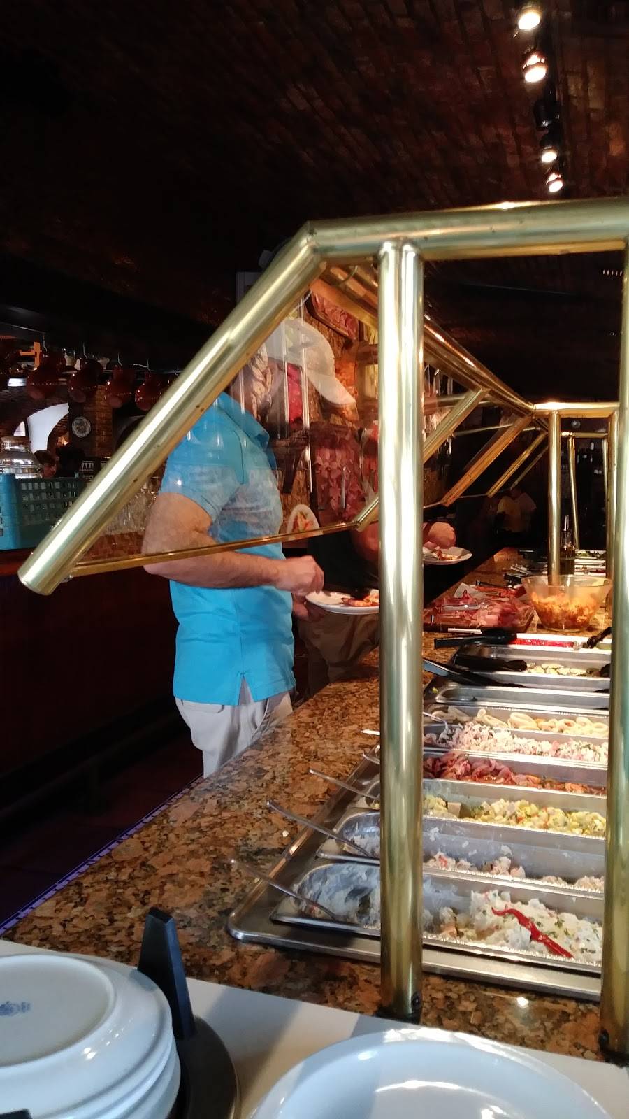 Pizza Hut | meal delivery | 3830 SW 8th St, Miami, FL 33134, USA | 3054428900 OR +1 305-442-8900