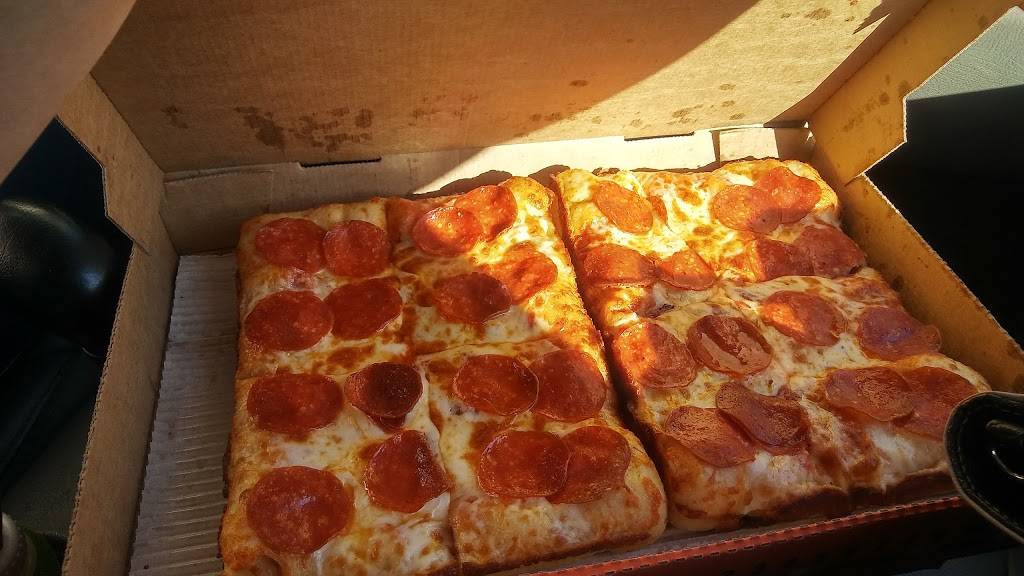 Little Caesars Pizza | meal takeaway | 1015 S General McMullen Dr, San Antonio, TX 78237, USA | 2104332603 OR +1 210-433-2603