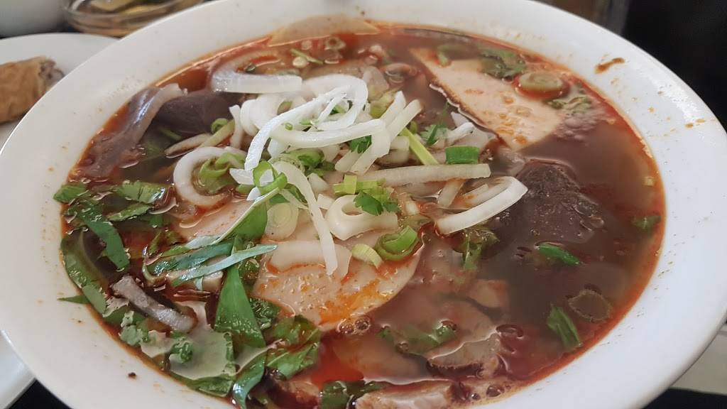 Pho Dau Bo Restaurant | restaurant | 2437 Finch Ave W #4, North York, ON M9M 2E7, Canada | 4167499943 OR +1 416-749-9943
