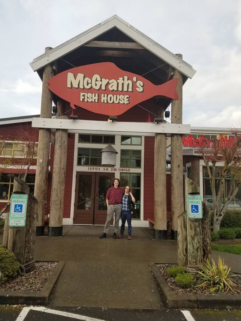 Mc Graths Fish House | restaurant | 12501 SE 2nd Cir, Vancouver, WA 98684, USA | 3605149555 OR +1 360-514-9555