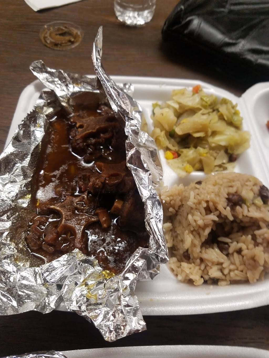 Jerk N More | restaurant | 29 N Genesee St, Waukegan, IL 60085, USA | 8475277733 OR +1 847-527-7733