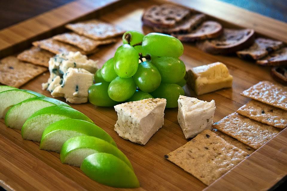 Groveland Hotel | restaurant | 18767 Main St, Groveland, CA 95321, USA | 2099624000 OR +1 209-962-4000