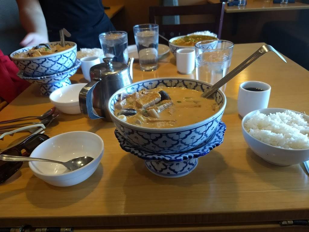 King and I Thai | restaurant | 760 Highway 110, Mendota Heights, MN 55120, USA | 6123326928 OR +1 612-332-6928