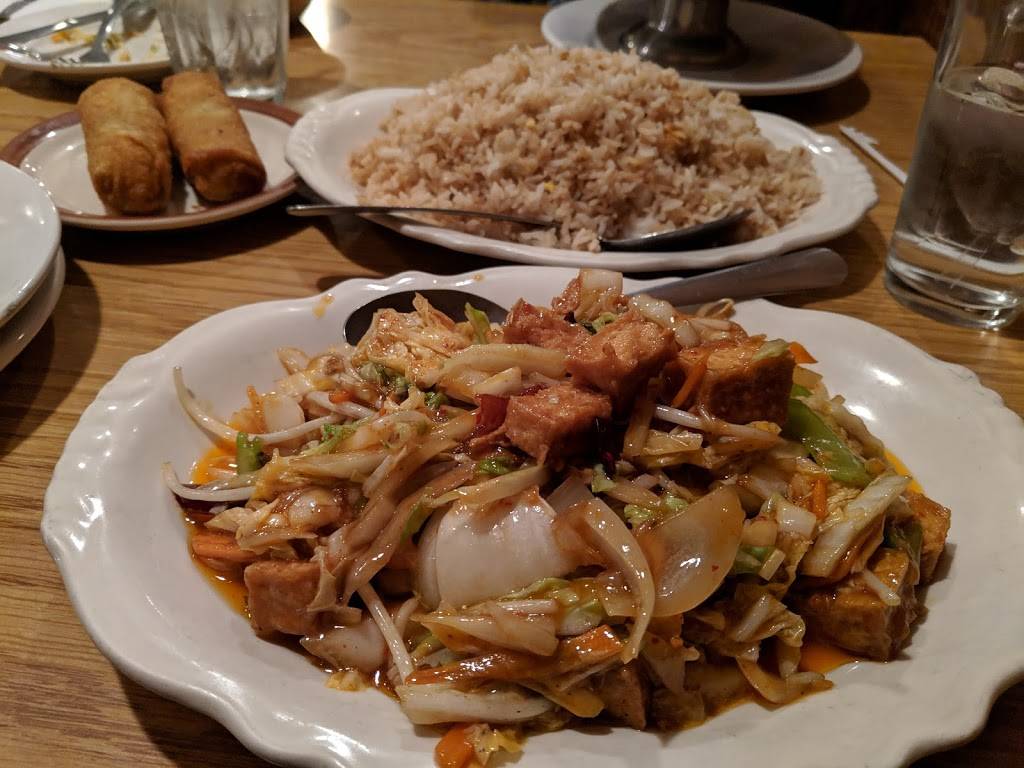 Magic Wok | restaurant | 9504 W Central Ave, Wichita, KS 67212, USA | 3167225528 OR +1 316-722-5528