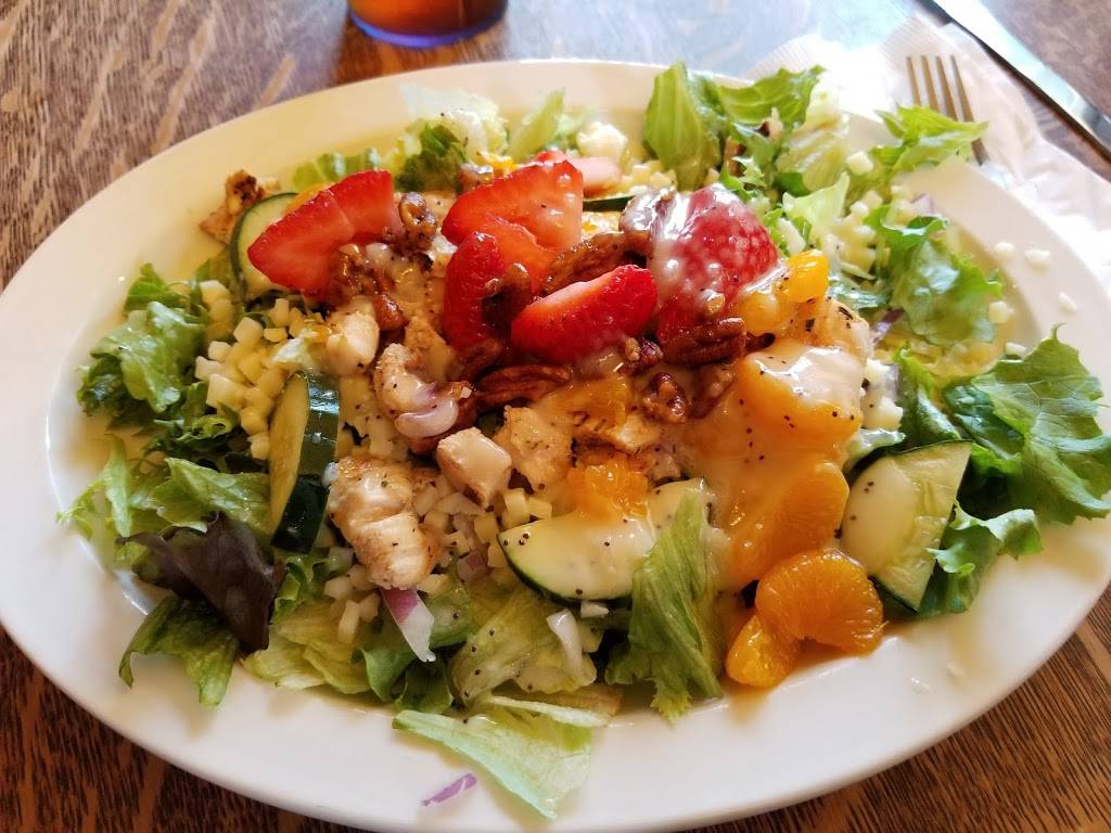 Coachs Golf & Grill - Stagecoach Golf Course (est. 1928) | restaurant | 621 W Lena St, Lena, IL 61048, USA | 8153692222 OR +1 815-369-2222