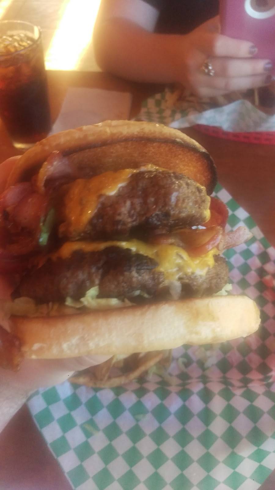 Legends Country Club | restaurant | 137 Ben Hogan, Stephenville, TX 76401, USA | 2549682200 OR +1 254-968-2200