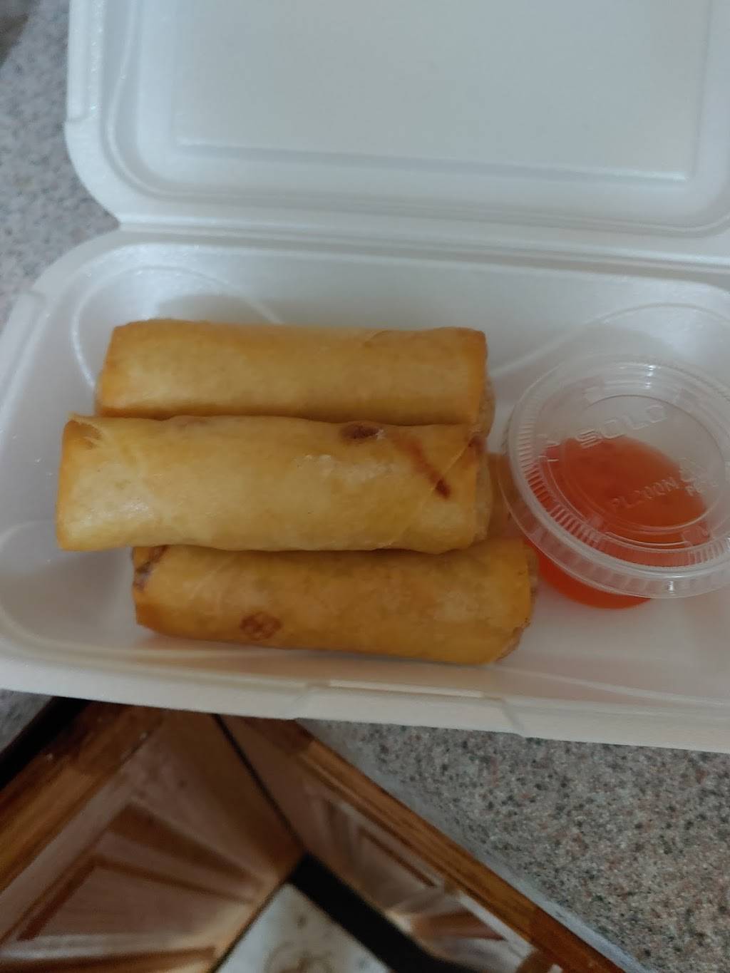 Thai Siri Restaurant | restaurant | 1036 E Schaumburg Rd, Streamwood, IL 60107, USA | 6308552001 OR +1 630-855-2001