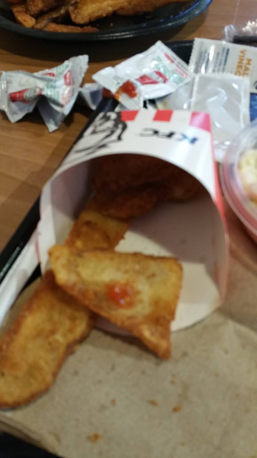 Long John Silvers | restaurant | 140 Hanes Square Shop Cir, Winston-Salem, NC 27103, USA | 3366592680 OR +1 336-659-2680