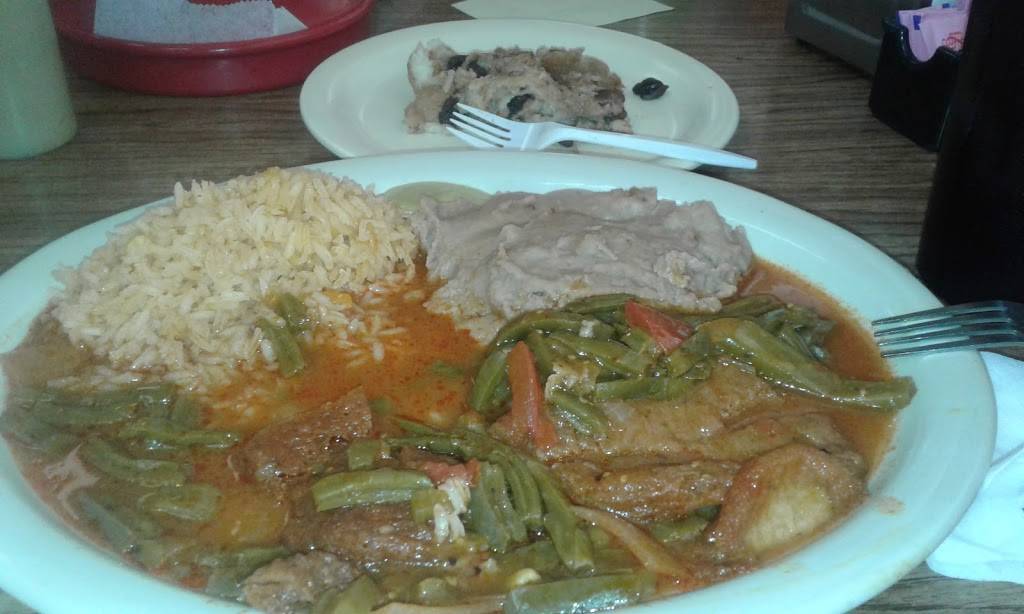 Mi parrillada | restaurant | 5902 S Flores St, San Antonio, TX 78214, USA | 2109221858 OR +1 210-922-1858