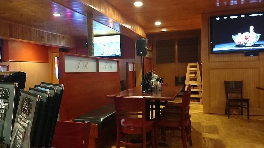 Tinrays Family Restaurant | restaurant | 9 Winter St, Brockton, MA 02302, USA | 5085848900 OR +1 508-584-8900