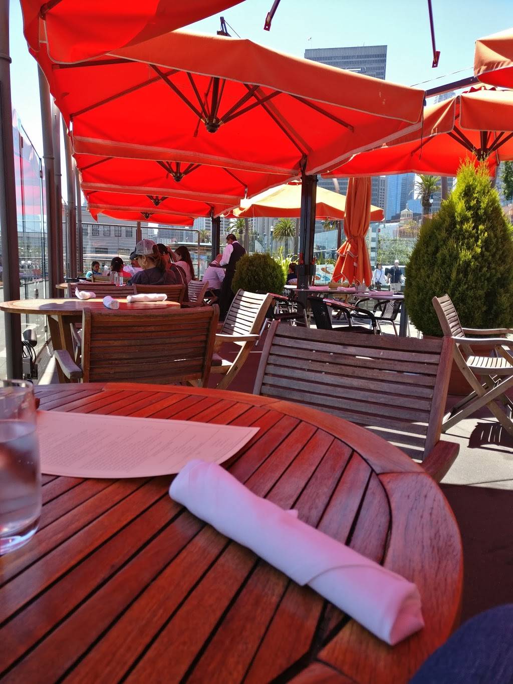 Waterfront Restaurant | restaurant | 7 The Embarcadero, San Francisco, CA 94111, USA | 4153912696 OR +1 415-391-2696