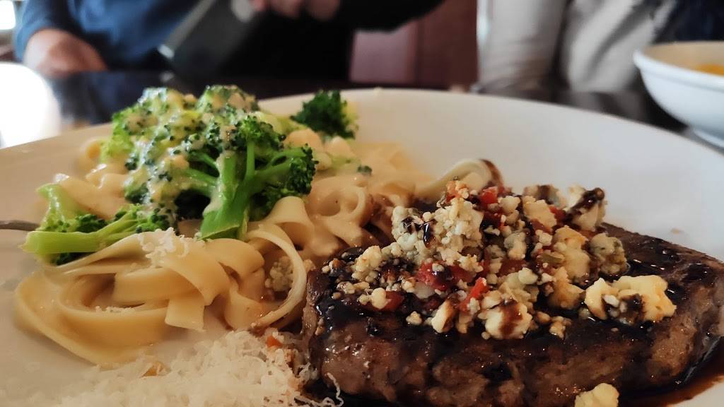 Olive Garden Italian Restaurant | meal takeaway | 665 N Orlando Ave, Winter Park, FL 32789, USA | 4077407117 OR +1 407-740-7117