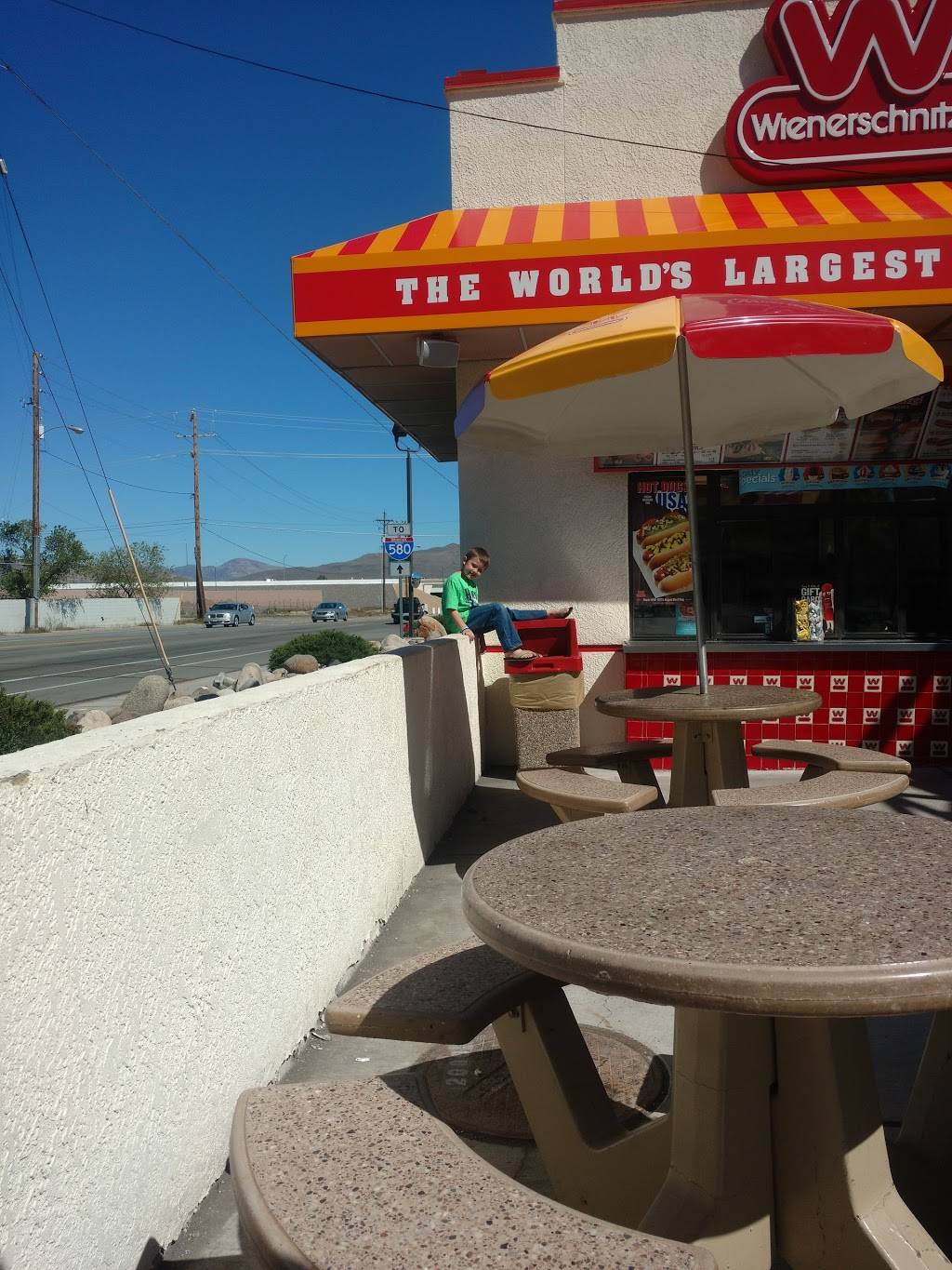 Wienerschnitzel | restaurant | 2090 Mill St, Reno, NV 89502, USA | 7753222744 OR +1 775-322-2744