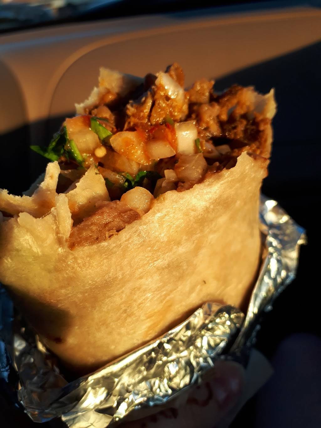 Taco Lucas | restaurant | 401 S Lincoln Ave G, Corona, CA 92882, USA | 9512784702 OR +1 951-278-4702