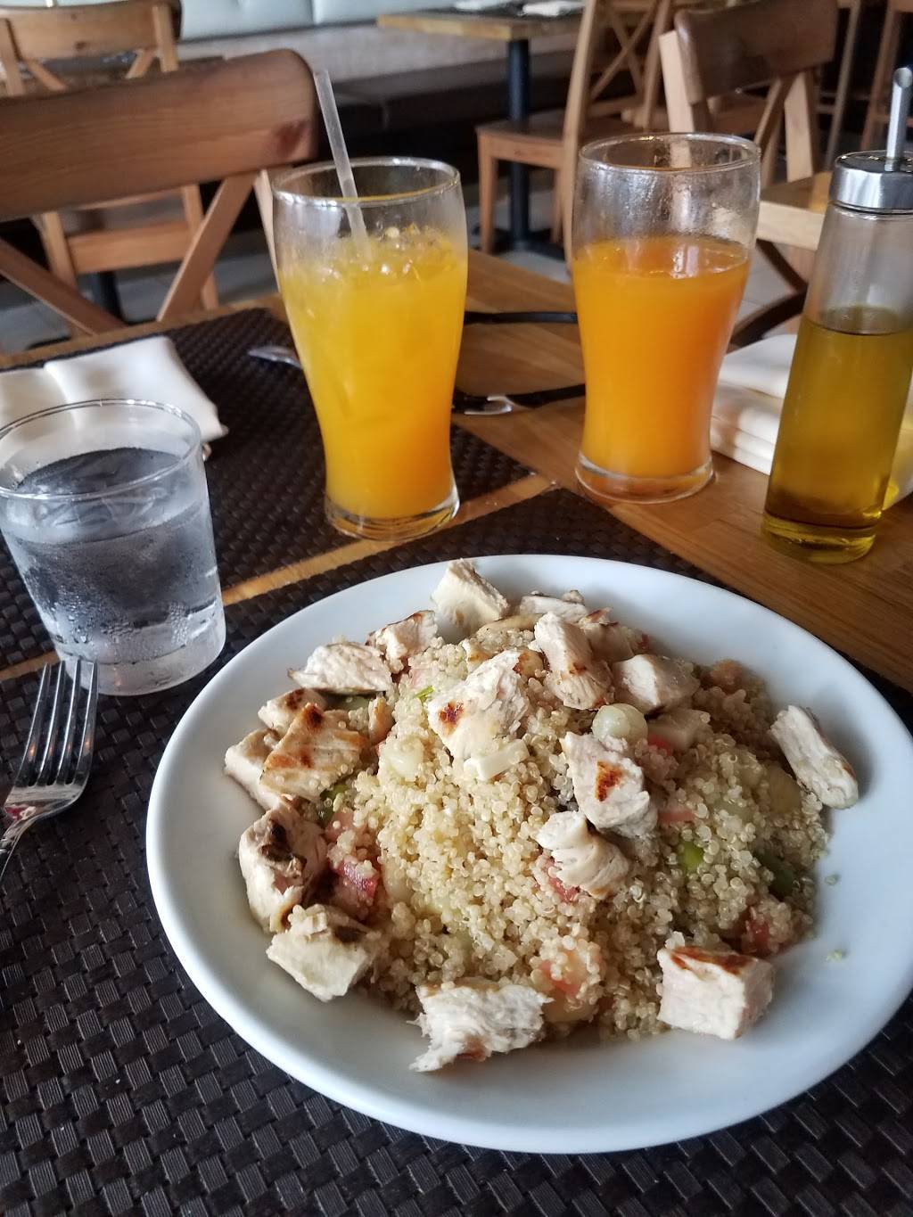 Ceviche Bar by Mixtura | restaurant | 328 Crandon Blvd Suite 120, Key Biscayne, FL 33149, USA | 7866152468 OR +1 786-615-2468