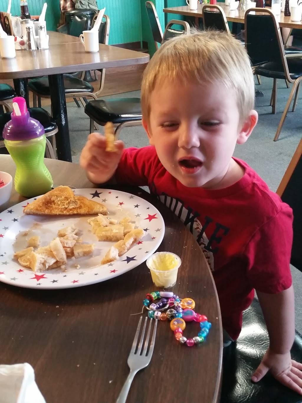 Janeys Restaurant | restaurant | 892 E Central Ave, Avis, PA 17721, USA | 5707538512 OR +1 570-753-8512