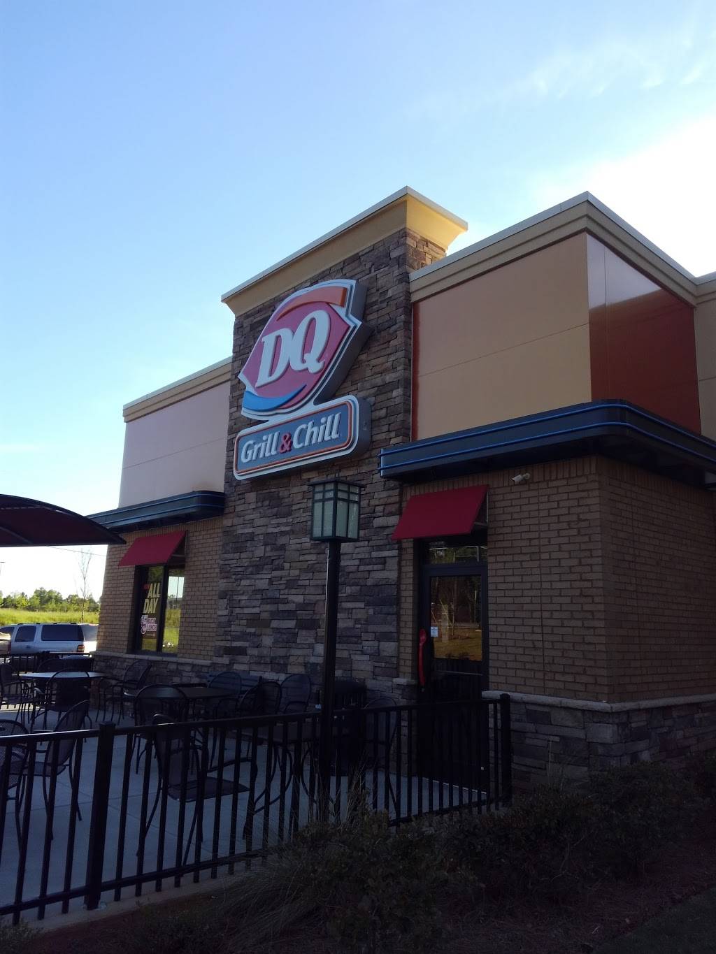 Dairy Queen Grill & Chill | restaurant | 5143 Bluegrass Trail, Grovetown, GA 30813, USA | 7623338351 OR +1 762-333-8351