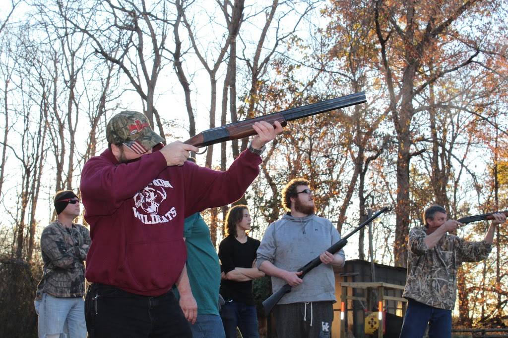 Mount Vernon Conservation Club | restaurant | 901 Springfield Rd, Mt Vernon, IN 47620, USA | 8124319024 OR +1 812-431-9024