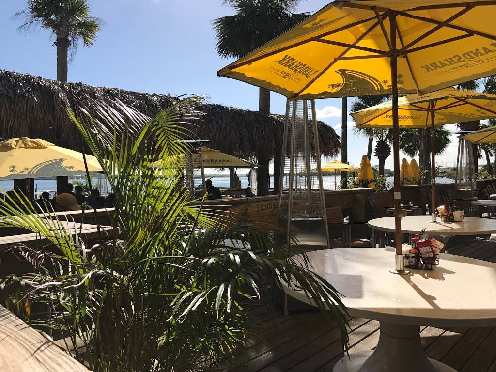 Grills Riverside Seafood Deck & Tiki Bar | restaurant | 6075 N US Hwy 1, Melbourne, FL 32940, USA | 3212428999 OR +1 321-242-8999