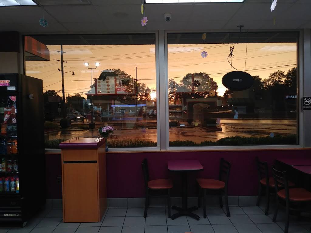 Dunkin | cafe | 1102 N, US-130, Cinnaminson, NJ 08077, USA | 8567861127 OR +1 856-786-1127
