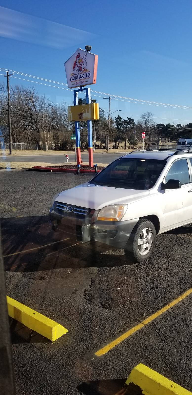 Wichita Chicken Fried House | restaurant | 1305 N Hillside St, Wichita, KS 67214, USA | 3168049030 OR +1 316-804-9030