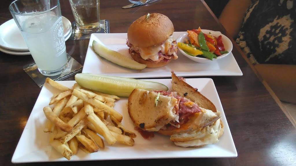 British Beer Company | restaurant | 2 103 Hanover St, Portwalk Pl, Portsmouth, NH 03801, USA | 6035010515 OR +1 603-501-0515