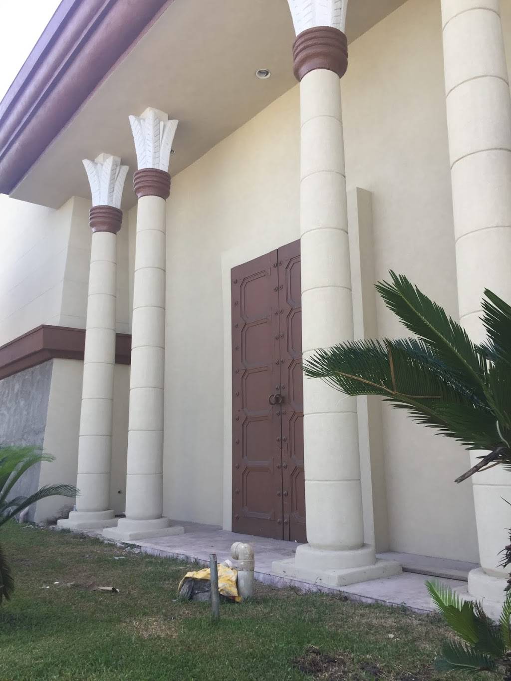 Magic Island | restaurant | 2215 Southwest Fwy, Houston, TX 77098, USA | 7135262442 OR +1 713-526-2442