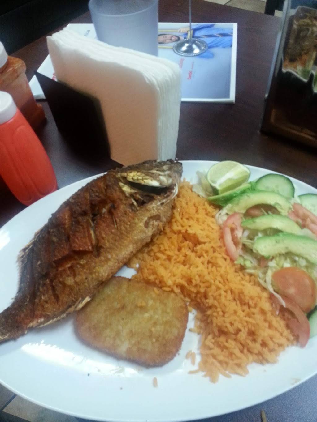 El Pollo Bravo | restaurant | 4147 W 26th St, Chicago, IL 60623, USA | 7735222230 OR +1 773-522-2230