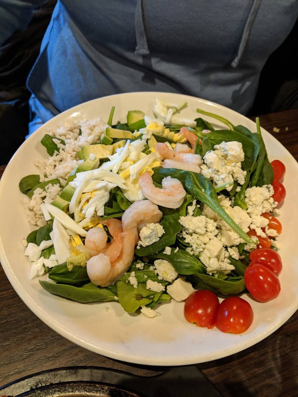 Fishbones St. Clair Shores | restaurant | 23722 Jefferson Ave, St Clair Shores, MI 48080, USA | 5864983000 OR +1 586-498-3000