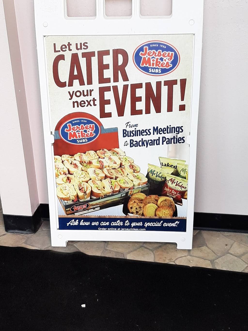 Jersey Mikes Subs | restaurant | 221 N Peters Ave, Fond du Lac, WI 54935, USA | 9209332108 OR +1 920-933-2108