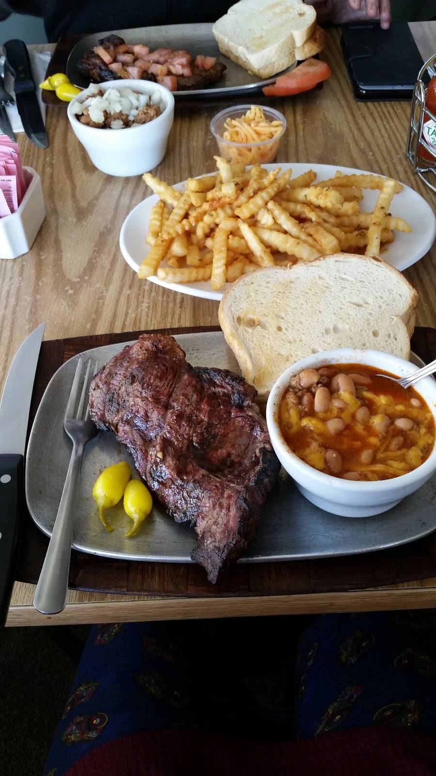 Lie-N Den | restaurant | 215 Niles Pl, Bakersfield, CA 93305, USA | 6613259765 OR +1 661-325-9765