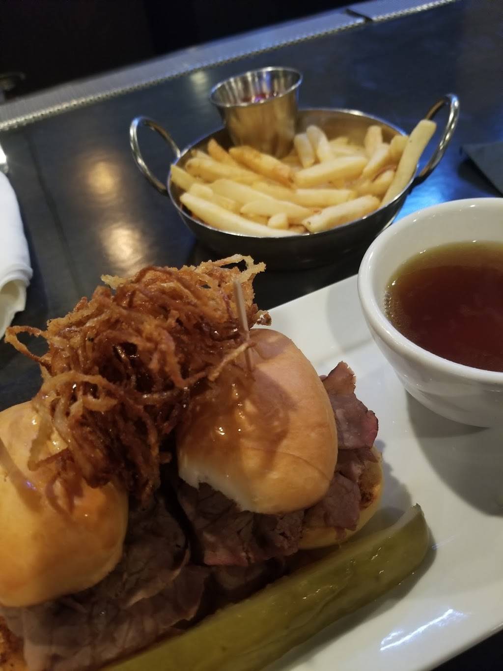 Lincoln House | restaurant | 144 W Badillo St, Covina, CA 91723, USA | 6267329827 OR +1 626-732-9827