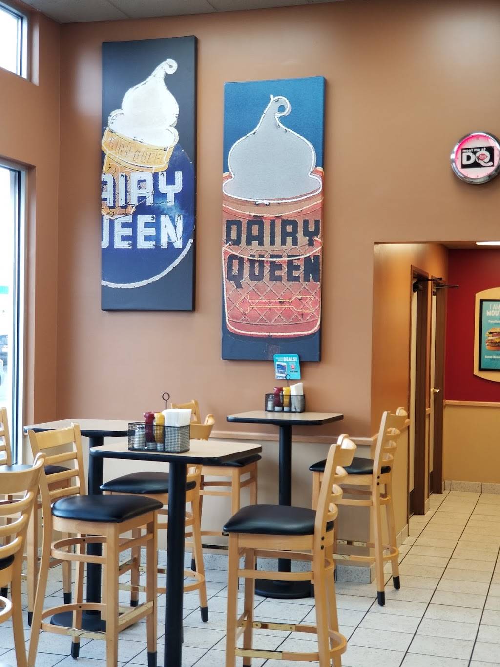 Dairy Queen Grill & Chill | restaurant | 1780 Sycamore Rd, DeKalb, IL 60115, USA | 8157588876 OR +1 815-758-8876