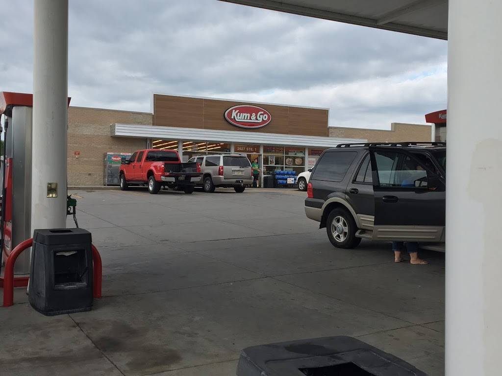 Kum & Go | meal takeaway | 2627 S HWS Cleveland Blvd, Omaha, NE 68130, USA | 4022893190 OR +1 402-289-3190