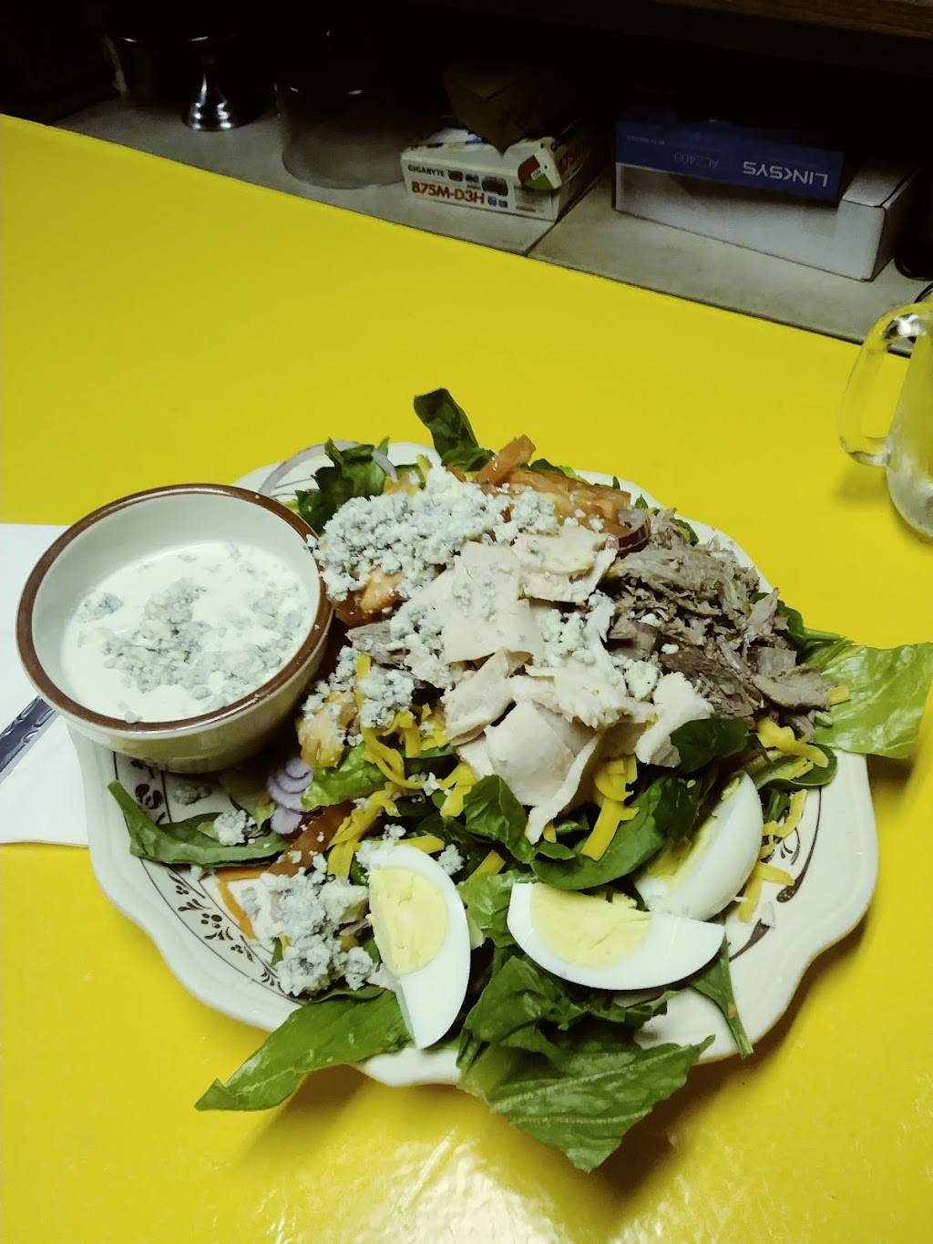 Pollard Flat USA | restaurant | 24235 Eagles Roost Rd, Lakehead, CA 96051, USA | 5302382534 OR +1 530-238-2534