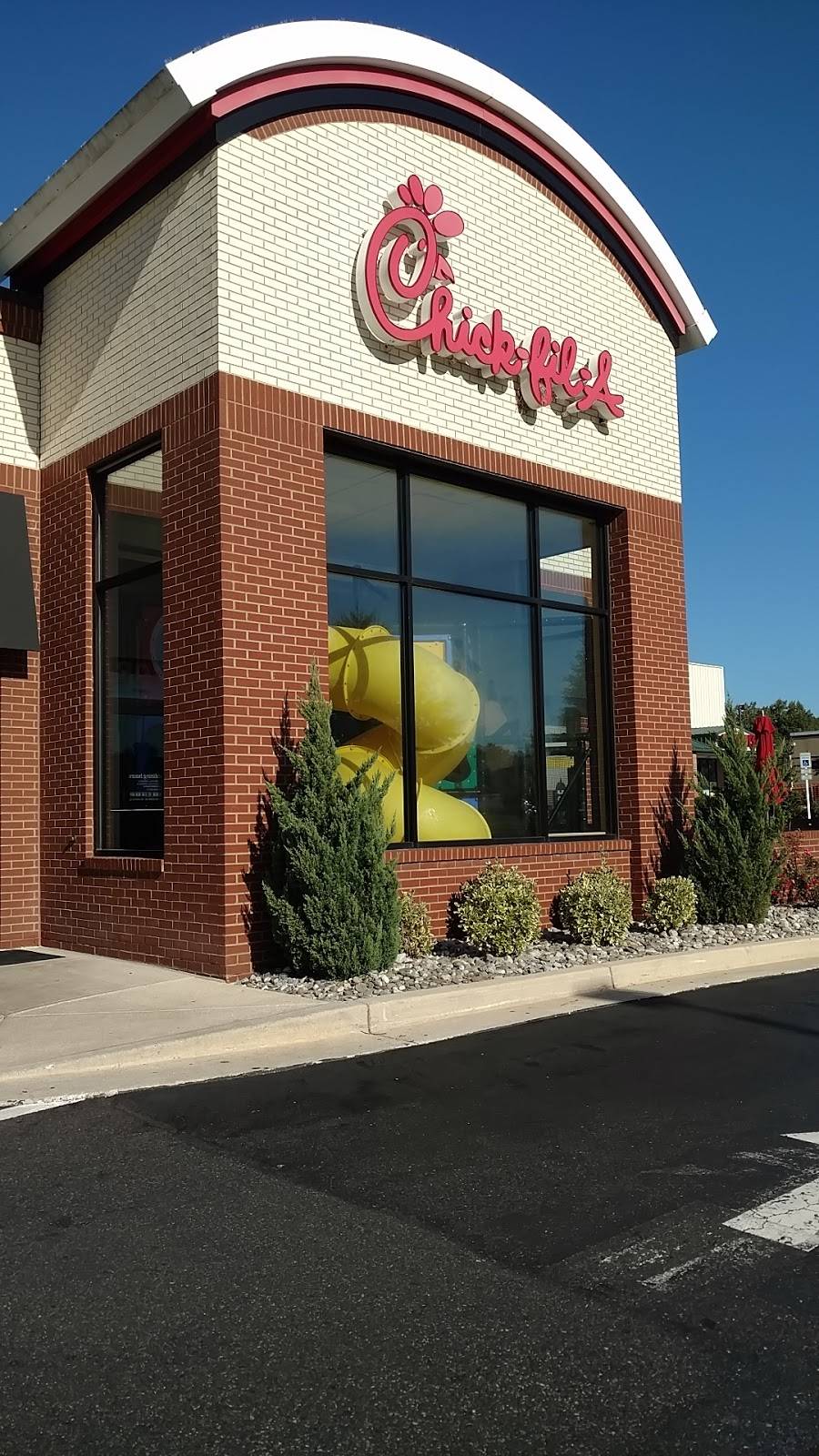 Chick-fil-A | restaurant | 408 Constant Friendship Blvd, Abingdon, MD 21009, USA | 4105693153 OR +1 410-569-3153