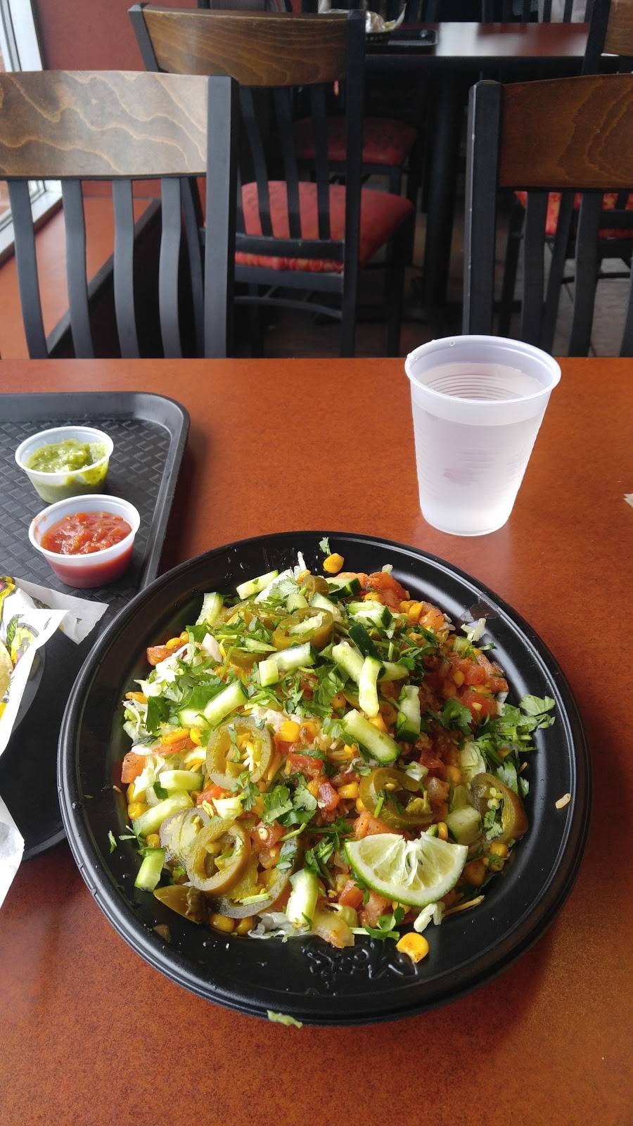 Moes Southwest Grill | restaurant | 1100 Jefferson Rd, Rochester, NY 14623, USA | 5854246637 OR +1 585-424-6637