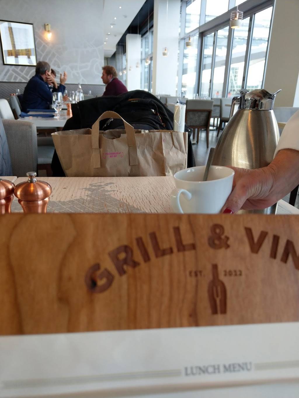 Grill and Vine | restaurant | Denver, CO 80249, USA | 3033171800 OR +1 303-317-1800
