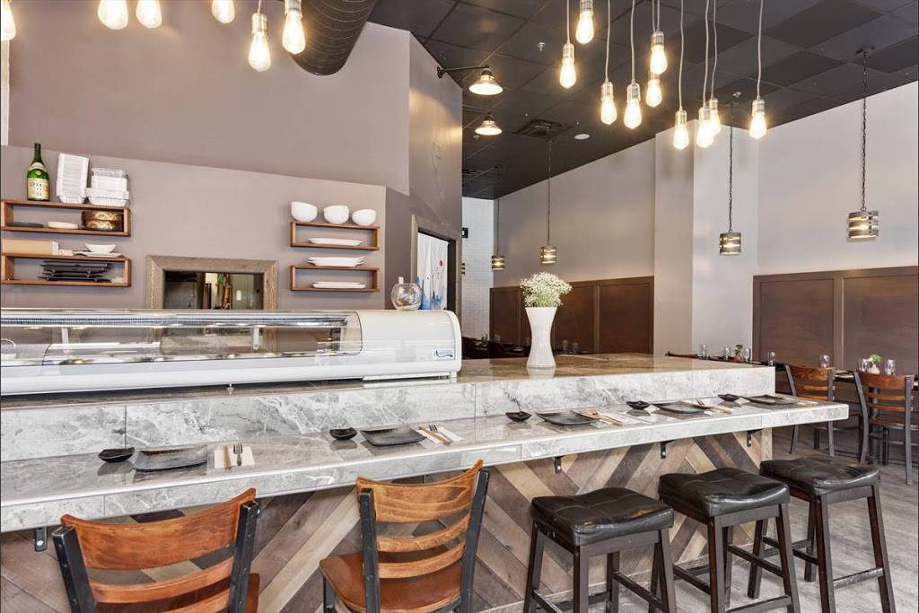 Montira Thai and Sushi | restaurant | 1845 Tower Dr, Glenview, IL 60026, USA | 8477303006 OR +1 847-730-3006