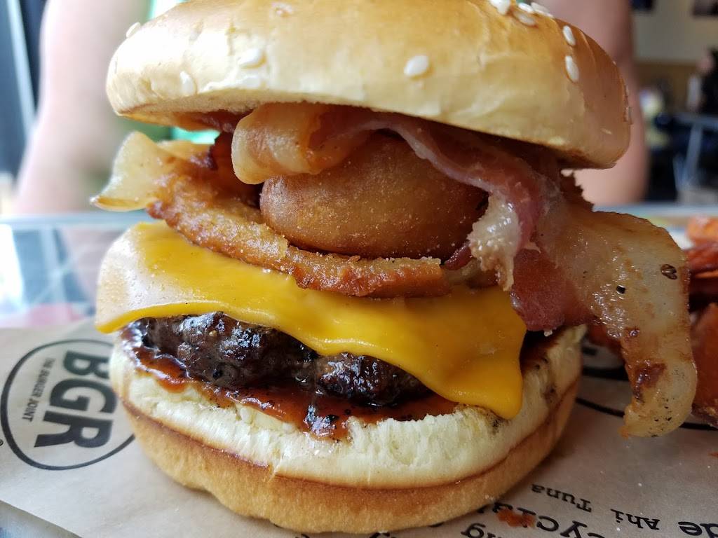 BGR The Burger Joint | restaurant | 8056 Tysons Corner Center, Tysons, VA 22102, USA | 7037903437 OR +1 703-790-3437
