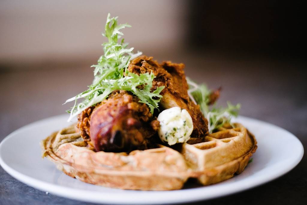 JJ Hapgood General Store & Eatery | restaurant | 305 Main St, Peru, VT 05152, USA | 8028244800 OR +1 802-824-4800