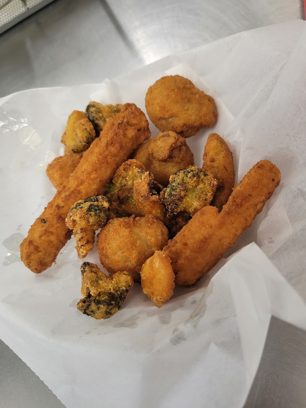 Frankies | restaurant | 866 N Colony Rd, Wallingford, CT 06492, USA | 2036784026 OR +1 203-678-4026