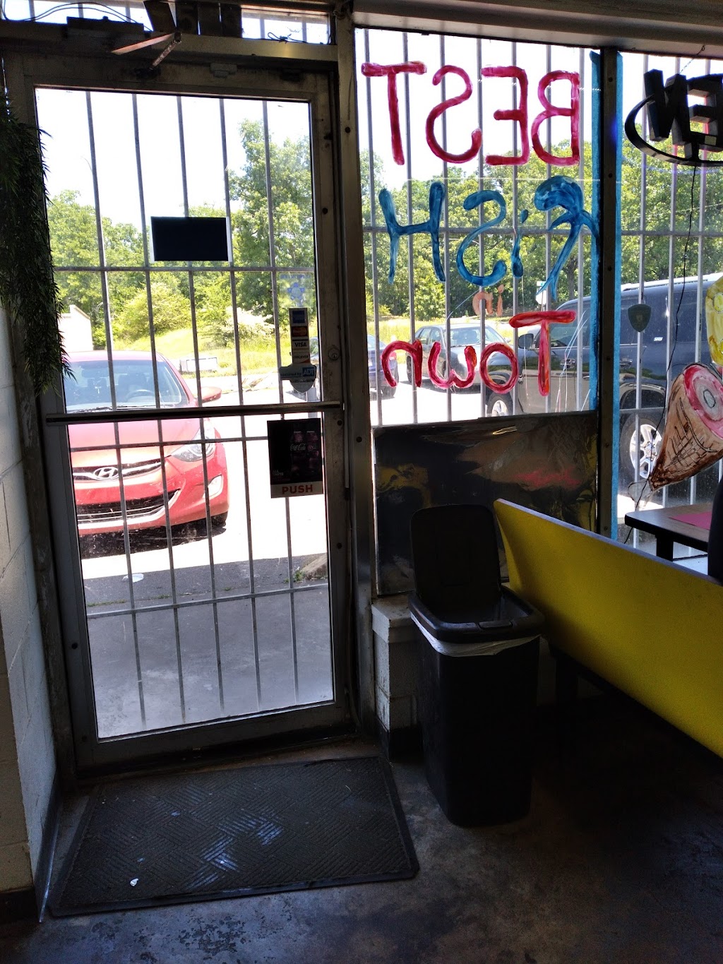 Peters Fish Market | restaurant | 4505 W 12th St, Little Rock, AR 72204, USA | 5016663456 OR +1 501-666-3456