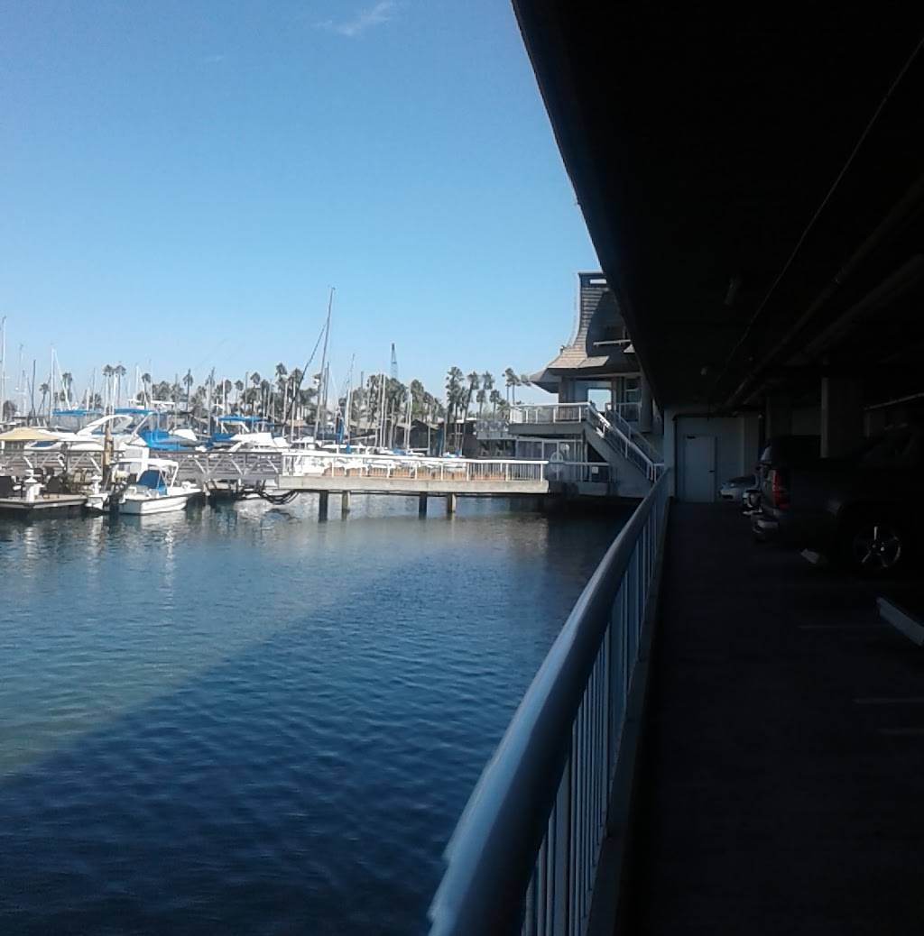 Silver Gate Yacht Club | restaurant | 2091 Shelter Island Dr, San Diego, CA 92106, USA | 6192221214 OR +1 619-222-1214