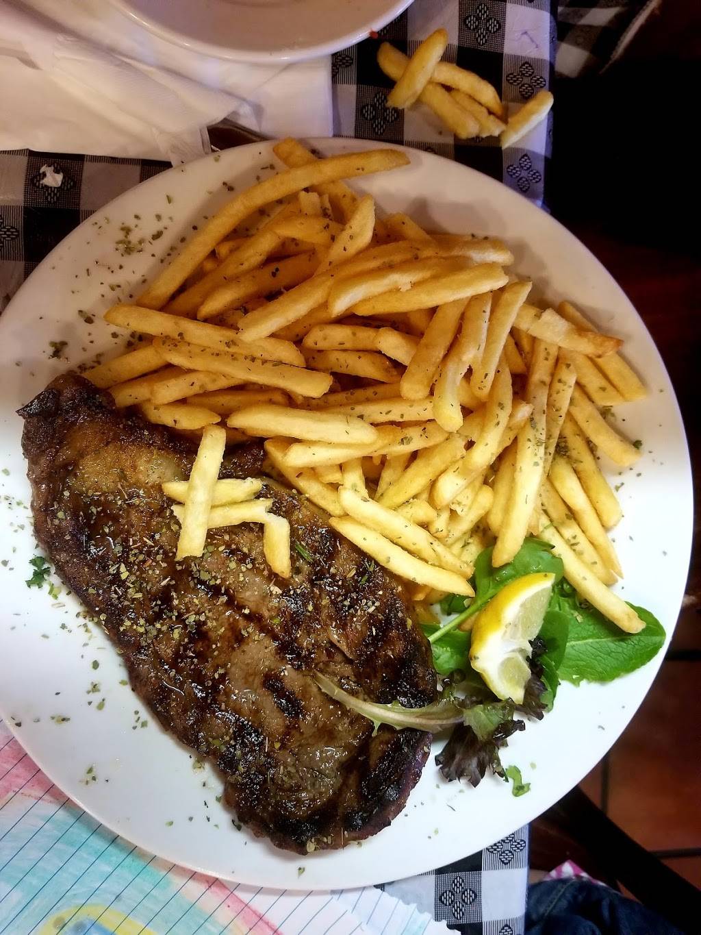 Andros Greek Grill & Pan Pizza | restaurant | 150 E Tarpon Ave, Tarpon Springs, FL 34689, USA | 7279351502 OR +1 727-935-1502