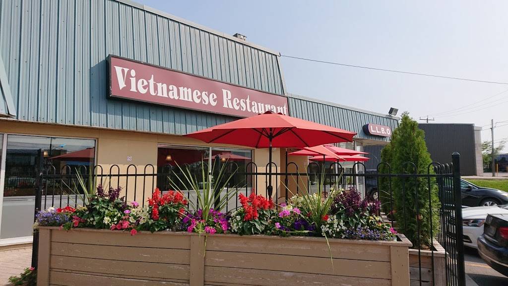 Lac Vien Vietnamese Restaurant | restaurant | 141 Cartwright Ave, North York, ON M6A 1V4, Canada | 6473447933 OR +1 647-344-7933