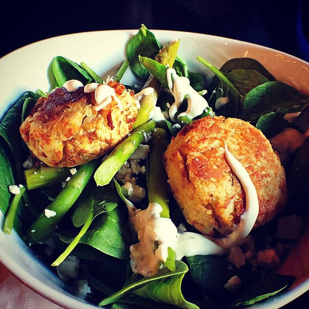 Capital House | meal takeaway | 308 W State St, Rockford, IL 61101, USA | 8157088989 OR +1 815-708-8989